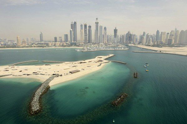 Jumeirah Beach Residence được khai trương
