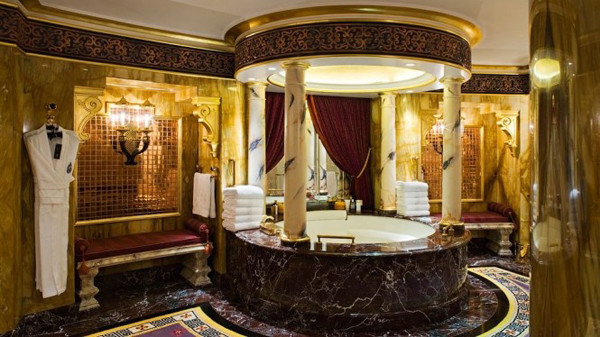 phòng tắm phong cách của Vương quốc Ả Rập