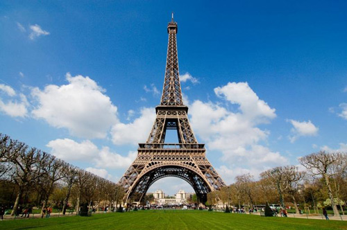 Tháp Eiffel, niềm tự hào của đất nước Pháp.