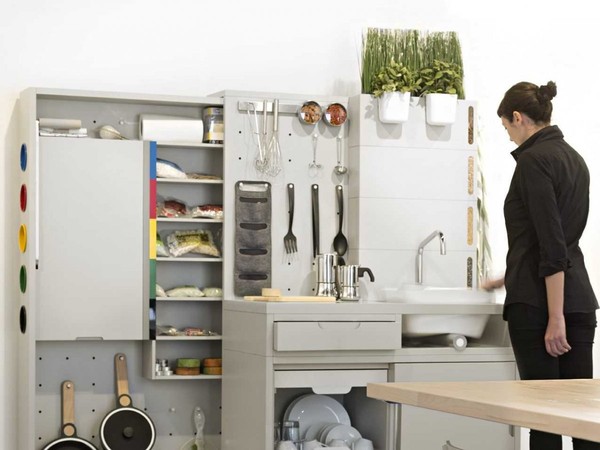bep13 6072 Thiết kế nội thất bếp siêu thông minh khiến bà phát sốt