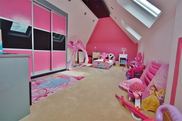 căn phòng màu hồng
