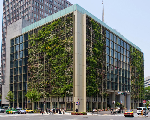 Khu văn phòng 9 tầng ở Tokyo (Nhật) với không gian xanh cả bên trong ​ và bên ngoài do công ty Kono Designs