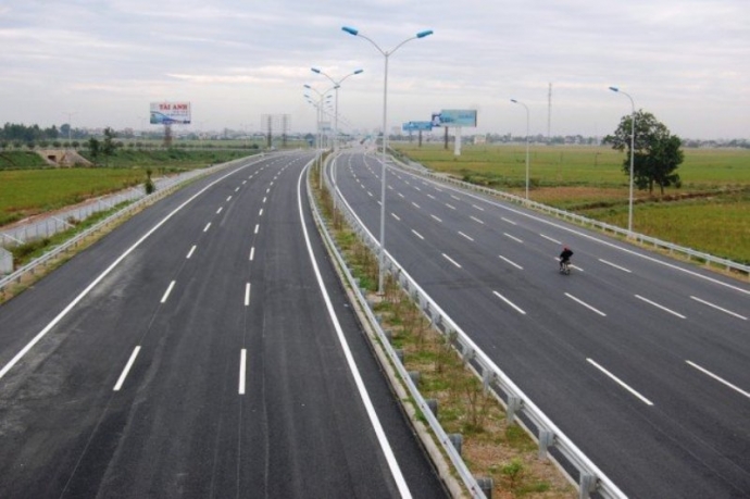 Phó Thủ tướng Trịnh Đình Dũng yêu cầu đẩy nhanh tuyến nối Thái Bình, Hà  Nam với cao tốc cầu Giẽ-Ninh Bình. 