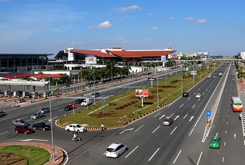 Mặt trước sân bay Nội Bài (ảnh: Vnexpress)