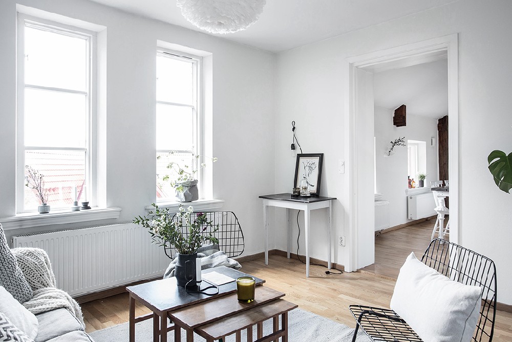 Căn hộ xinh đẹp này nằm trong trung tâm TP. Gothenburg, Thụy Điển, với phong cách hiện đại xen lẫn các chi tiết trang trí mộc mạc, đơn giản