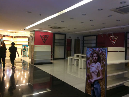 đóng cửa Parkson Thái Hà