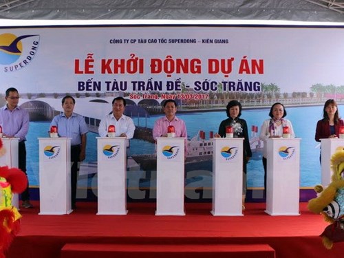 Bến tàu Trần Đề - Sóc Trăng