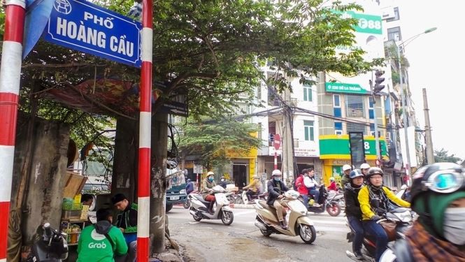 Đoạn đường Hoàng Cầu - Voi Phục