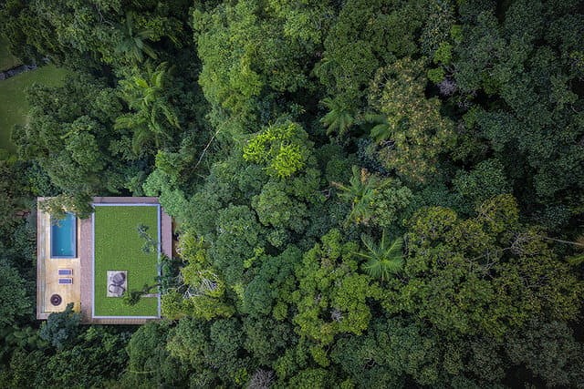  nhà Jungle ở Guarujá, Brazil.