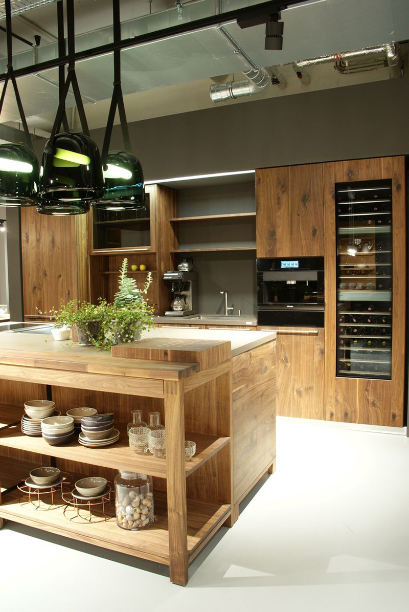 Nội thất phòng bếp bằng gỗ tự nhiên 