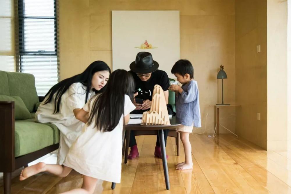 Gia đình nhỏ hạnh phúc của kiến trúc sư Muwei
