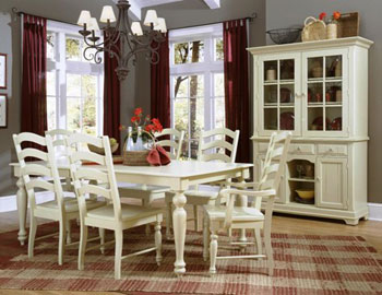an2 Tinh tế với bàn ăn màu trắng sẽ làm không gian tinh tế và đẹp mắt hơn