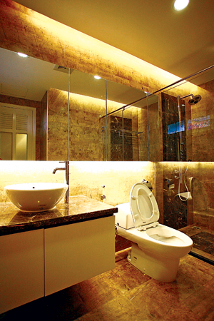 Chút duyên dáng bằng chiếc gương tròn trong phòng vệ sinh chung và hệ thống chiếu sáng