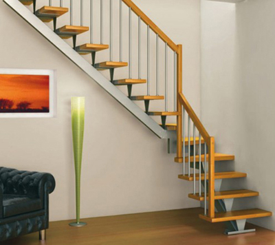 Cầu thang trong nhà cũng theo tiêu chí đơn giản, hiện đại và hài hòa với không gian kiến trúc của tổng thể ngôi nhà.            