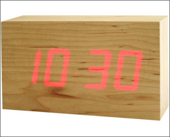 Đồng hồ để bàn hộp gỗ chữ nhật