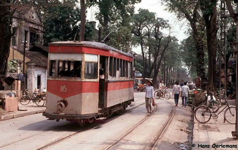 tàu điện hà nội