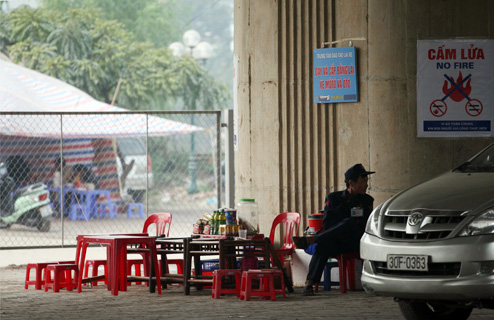 gầm cầu Hà Nội