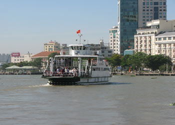 bến phà Thủ Thiêm