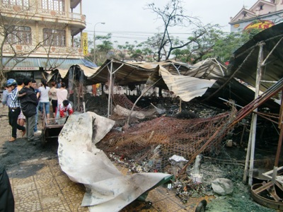 cháy chợ Quảng Bình