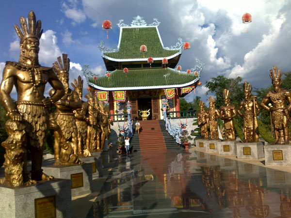đền thờ vua Hùng