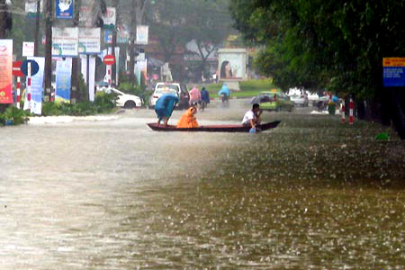 Hà Nội ngập lụt