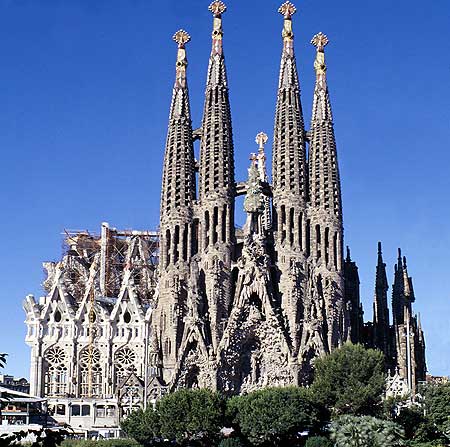 Nhà thờ Sagrada Familia