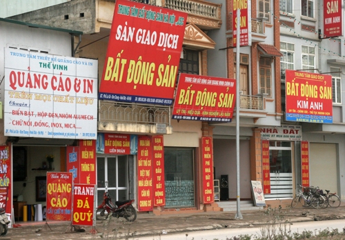 sàn bất động sản