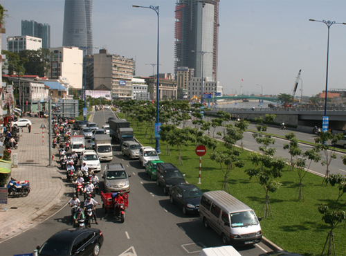 Giao dịch nhà đất tại các quận phía Đông Sài Gòn vẫn khá lặng lẽ trước sự kiện hầm Thủ Thiêm chính thức thông xe