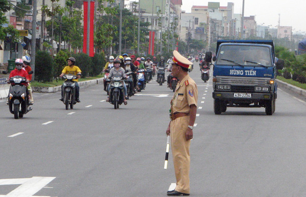 Đà Nẵng phân làn giao thông