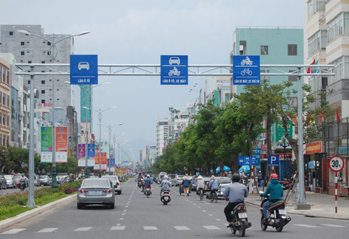 Đà Nẵng phân làn giao thông
