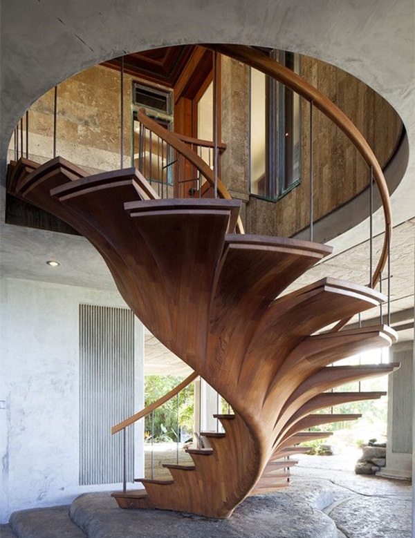  Cầu thang được thiết kế đầy tính nghệ thuật và sáng tạo