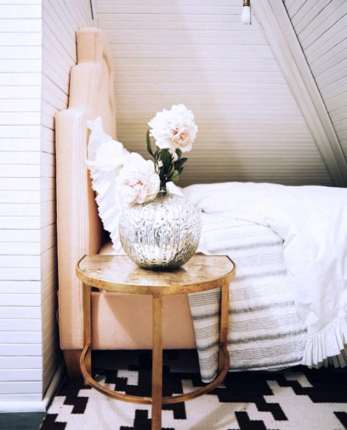 Phòng ngủ vào mùa đông với màu săc độc đáo