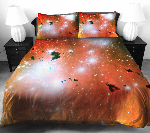Bộ ga gối đã trở thành món đồ không thể thiếu trong phòng ngủ đối với những người yêu thích thiên văn học..3