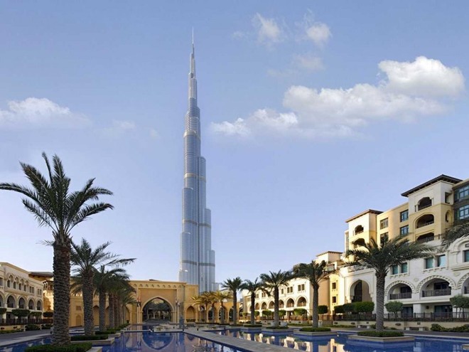Burj Khalifa là tòa nhà cao nhất thế giới. 