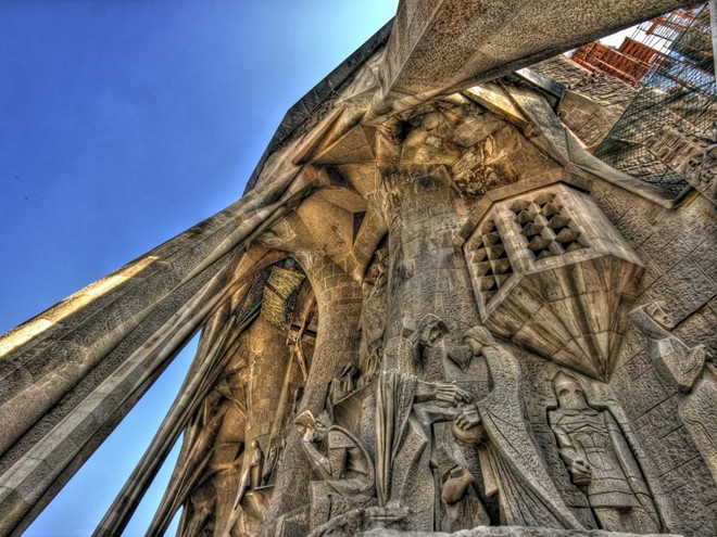 Nhà thờ Sagrada Família, thành phố Barcelona, Tây Ban Nha đang tiếp tục được hoàn thiện.