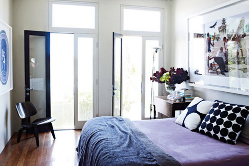 Kiều phòng ngủ này dành riêng cho những người ưa lãng mạn và yêu màu tím.