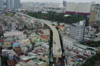 Tuyến metro số 1 Sài Gòn lo chậm vì ách tắc vật tư, thiết bị