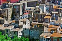 Hàng trăm căn nhà ở Ý được rao bán với giá chỉ 26.000 đồng