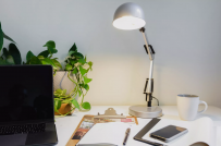 5 mẹo giúp cải thiện ánh sáng văn phòng tại nhà của bạn