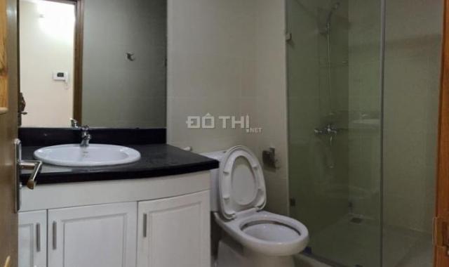 Cho thuê căn hộ chung cư N04 Trần Duy Hưng, 155m2, 3 phòng ngủ, 18 triệu/th. LH: 01266189379