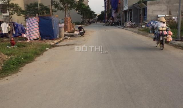 Cần bán một số lô đất vị trí cực đẹp tại làng Lệ Mật, Việt Hưng, Long Biên