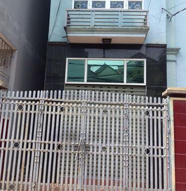 Cho thuê nhà 3.5 tầng ngõ 5 Cao Thắng, 4 PN + 3 VS, ô tô đỗ cửa