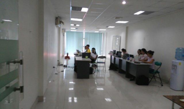 Cho thuê văn phòng tại phường Giảng Võ, Ba Đình, Hà Nội, diện tích 130m2, giá 25 triệu/tháng