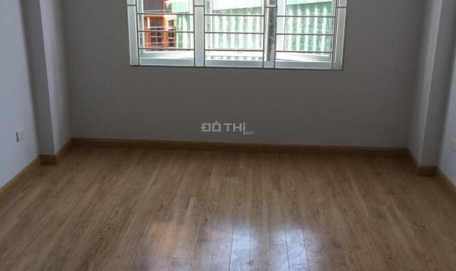 Bán nhà ở ngay Cầu Am - Hà Đông - 36m2 - 4 tầng - 2 mặt thoáng - 2,6 tỷ - SĐCC - LH: 093 111 2689