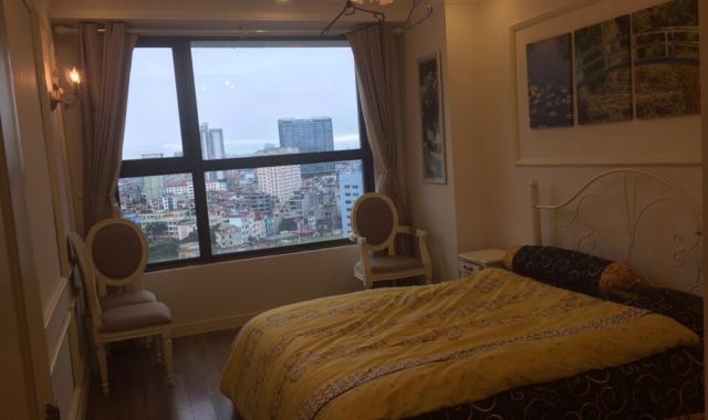 Cho thuê căn hộ tại Vinhomes Nguyễn Chí Thanh 86m2, 2PN, đủ đồ giá từ 18tr/tháng