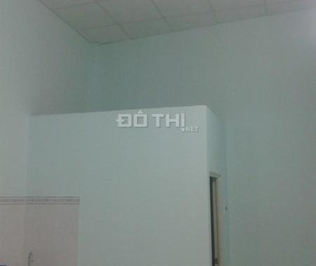 Nhà 2 tầng, đúc thật, mới, 58m2, có 3 PN, 2 WC, đường 185, phường Phước Long B, Q9, 1,75 tỷ