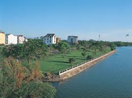 Cần bán gấp đất nền Sadeco Ven Sông, Tân Phong, Quận 7, DT: 7x18m, LH: 091 727 9394 Ms. Yến
