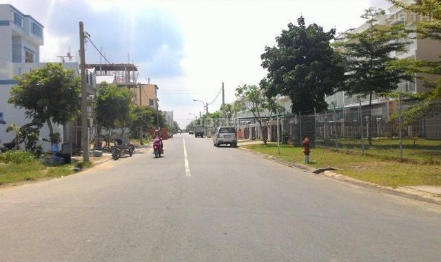 Bán đất mặt tiền đường D1, khu dân cư Việt Sing, đối diện hải sản Biển Xanh