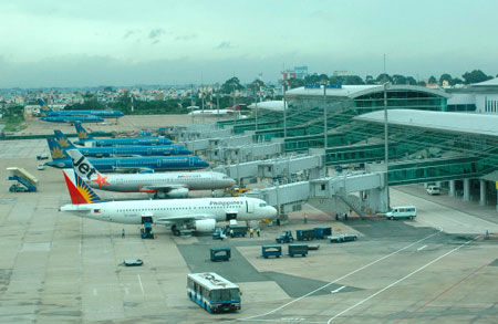 Bán căn trệt chung cư sân bay Tân Sơn Nhất 1 trệt, 1 lầu trên 150m2 vừa để ở vừa kinh doanh