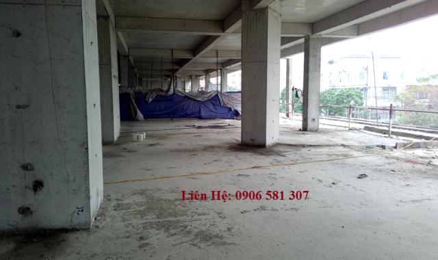 Bán sàn TTTM Gần Hoàng Quốc Việt giá 18-20 triệu/m2. LH 0906 581 307